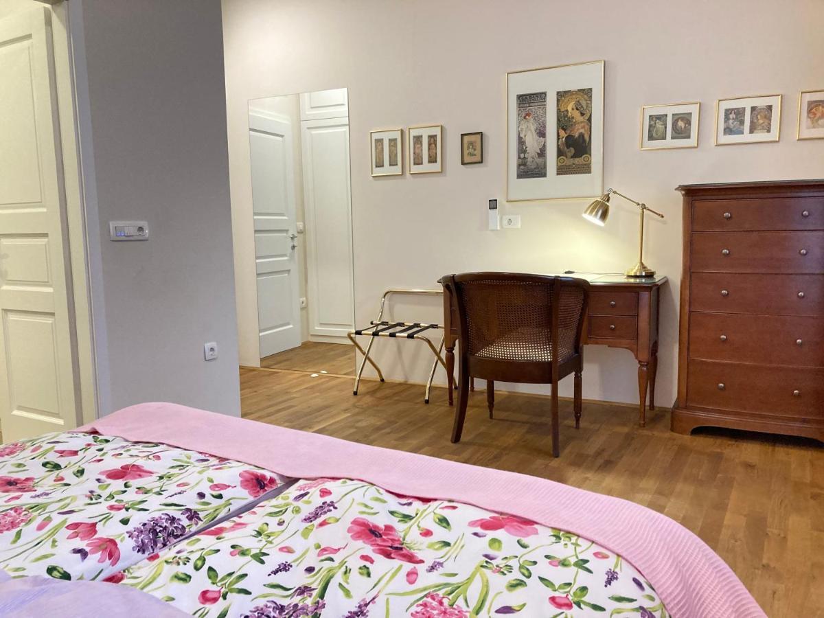 Rohrmann Apartment *